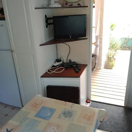 D007 Mobil home dans un camping 3 étoiles Appartamento *